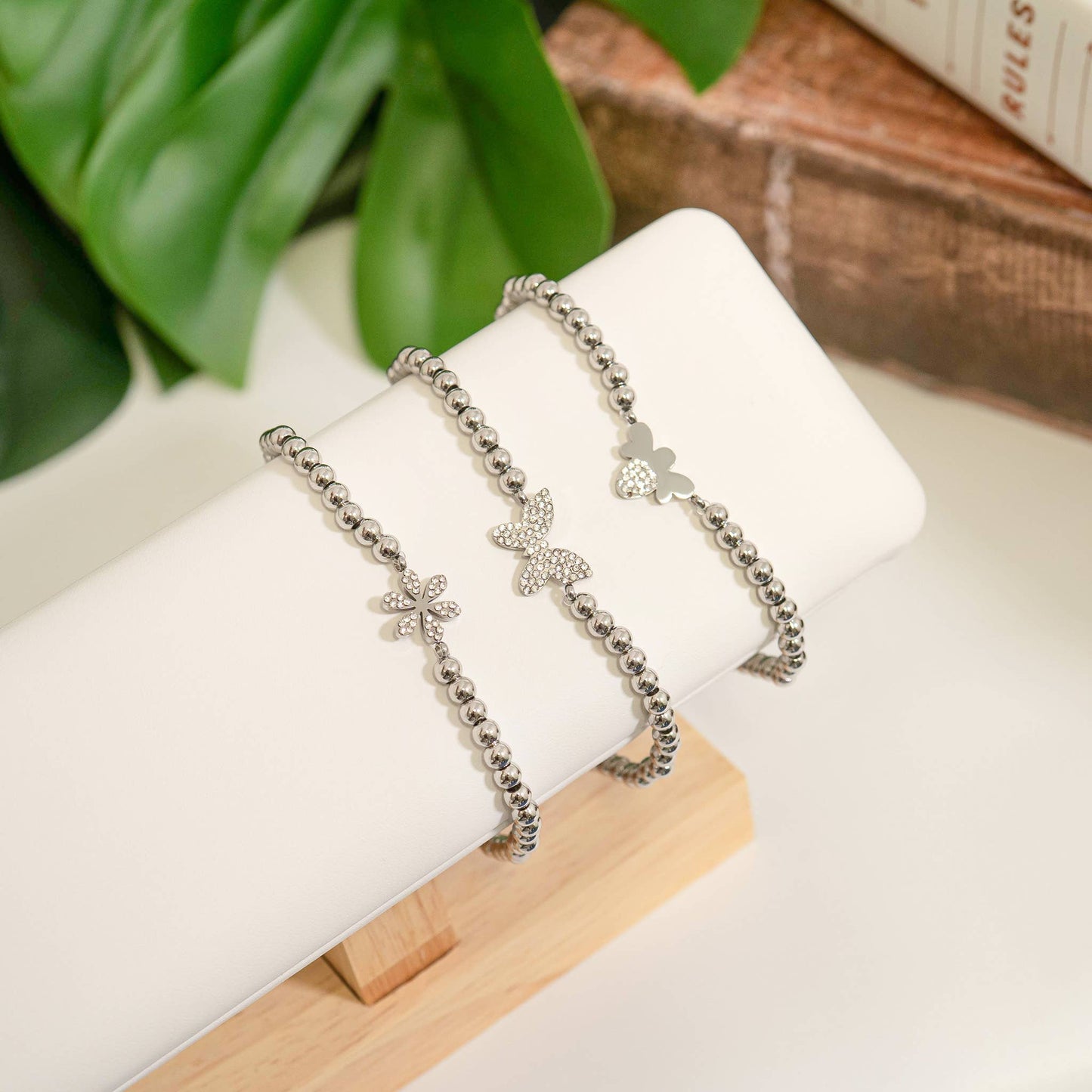18K Gold PVD Stainless Steel Stone Bee Metal Beaded Stretch Bracelet